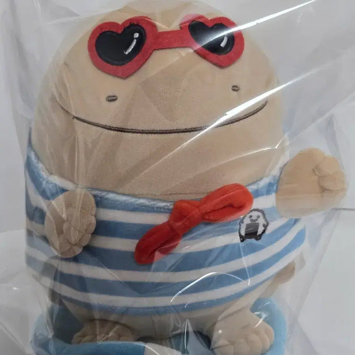 [BUNJANG] Nanmono Nandemoiikimono Salamander Heart Sunglasses Surfing Board Plush / [새상품]난모노 난데모이키모노 도롱뇽 하트 선글라스 서핑보드 인형