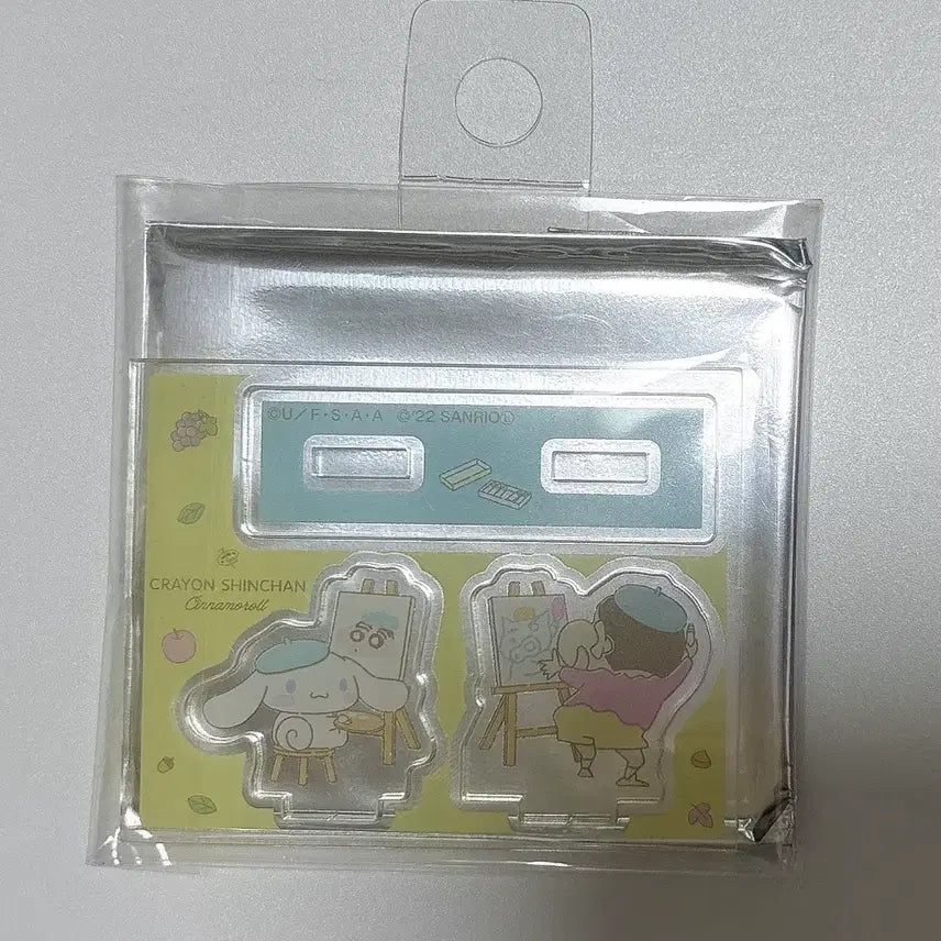 [BUNJANG] Sanrio Cinnamoroll Crayon Shin-chan Acrylic Stand (Sealed) / 짱구 산리오 시나모롤 아크릴스탠드 미개봉