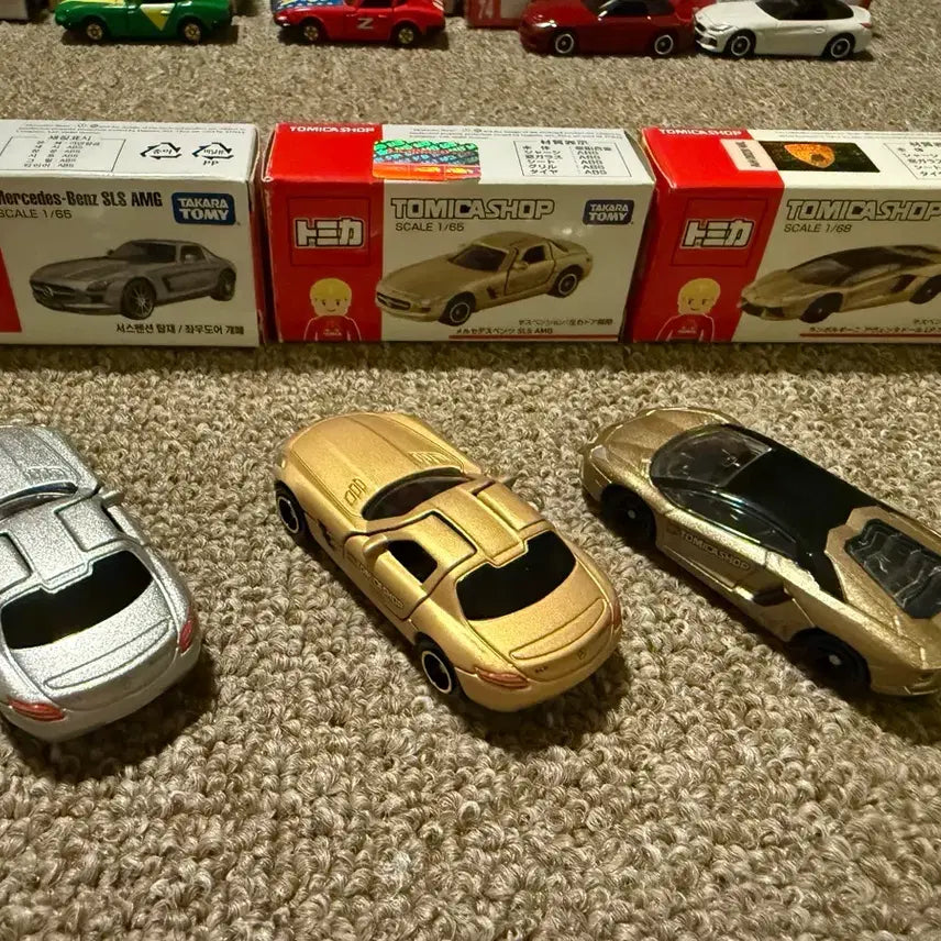 [BUNJANG] Tomica Mercedes-Benz SLS AMG (Silver &amp; Gold) and Lamborghini (Gold) Set / [토미카] 벤츠 SLS AMG 2종/람보르기니 골드 1종 일괄판매