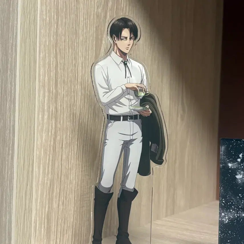 [BUNJANG] Attack on Titan Levi Teacup Acrylic Stand / 진격의거인 리바이 찻잔 아크릴 스탠드