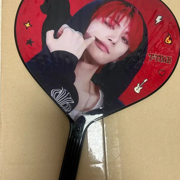 [BUNJANG] BOYNEXTDOOR Taesan Uchiwa Bundle Set / 보넥도 태산 우치와 2개 일괄 양도 보이넥스트도어 부산 콘서트 낙온
