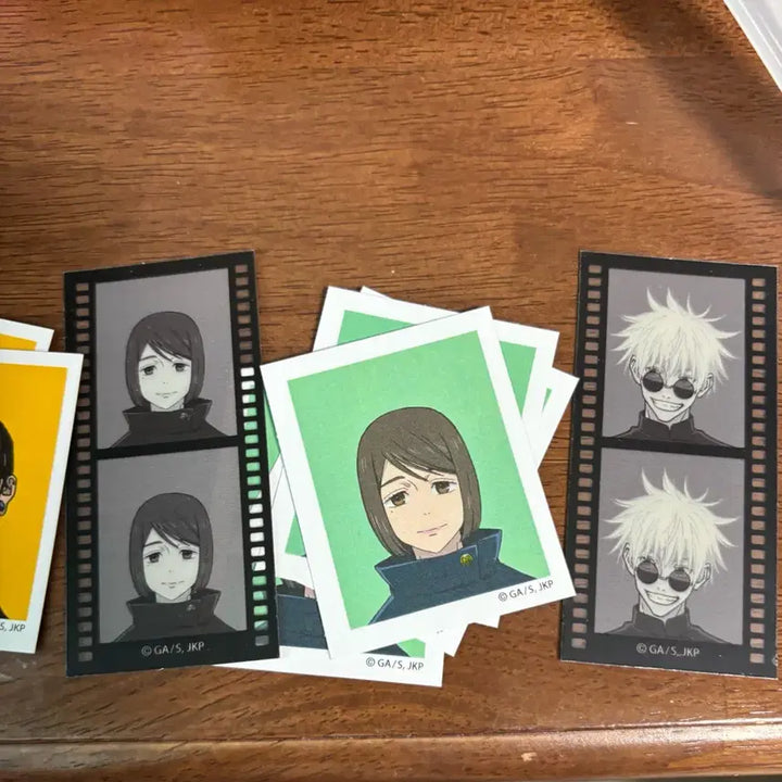[BUNJANG] Jujutsu Kaisen Kaigyo/Hakari Event Proof Photo Film Cut Set (Gojo, Geto, Shoko) / 주술회전 회옥옥절 팝업 증명사진 필름컷 사진 고죠 게토 쇼코 일괄