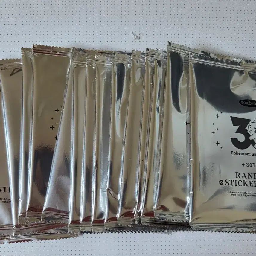 [BUNJANG] Pokemon 30th Anniversary Random Sticker Pack (20 Packs) / 포켓몬 30주년 랜덤 스티커 팩 20팩