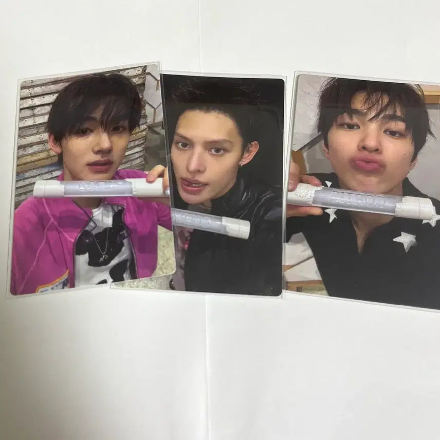 [BUNJANG] James Seungho Geonho Bundle Set Photocard / 코르티스 응원봉 포카 일괄 제임스 성현 건호
