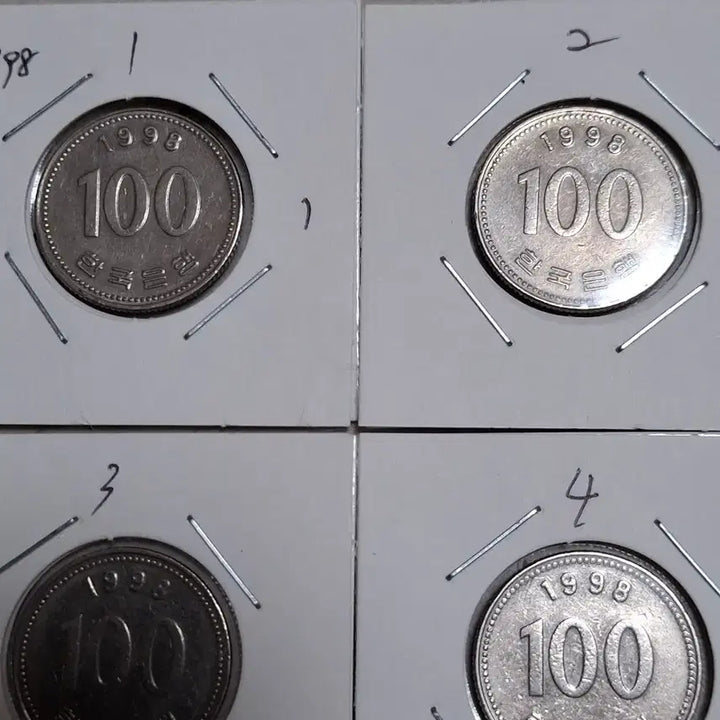 [BUNJANG] 1998 100 Won Coin (4 Pieces) / 특년도 1998 년.    4개