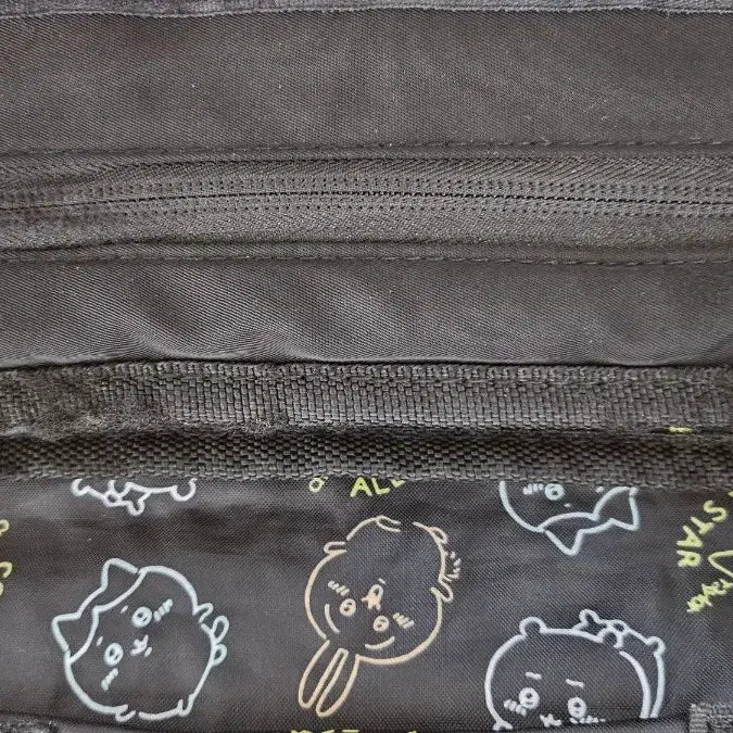 [BUNJANG] Chiikawa Canvas Messenger Bag / 치이카와 컨버스 메신저백