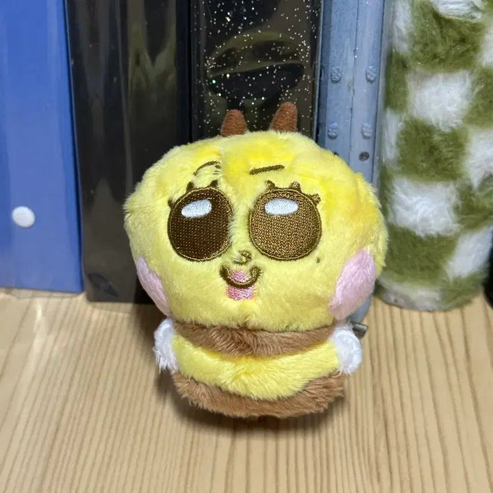 [BUNJANG] Huh Yunjin Plush / 허윤진 인형 허박벌 판매