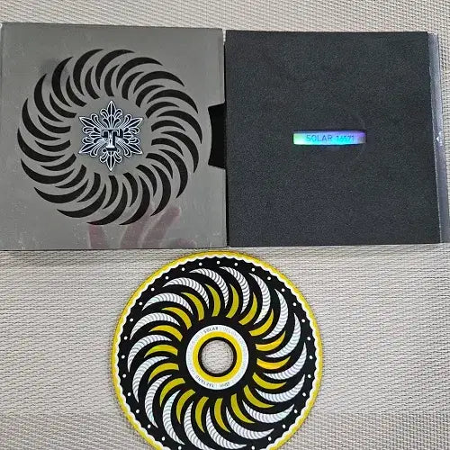 [BUNJANG] BIGBANG Taeyang 1st Album Solar [Deluxe Edition] Limited Edition / 빅뱅 태양 - 1집 Solar [Deluxe Edition] 한정반