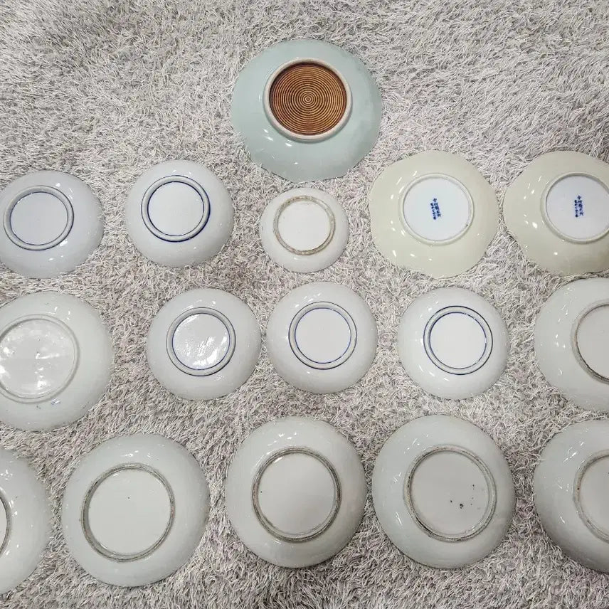 [BUNJANG] Antique Japanese Blue-and-White Porcelain Plate / 일본 오래된 옛날 골동품 민속품 청화백자 그림접시(일괄판매)