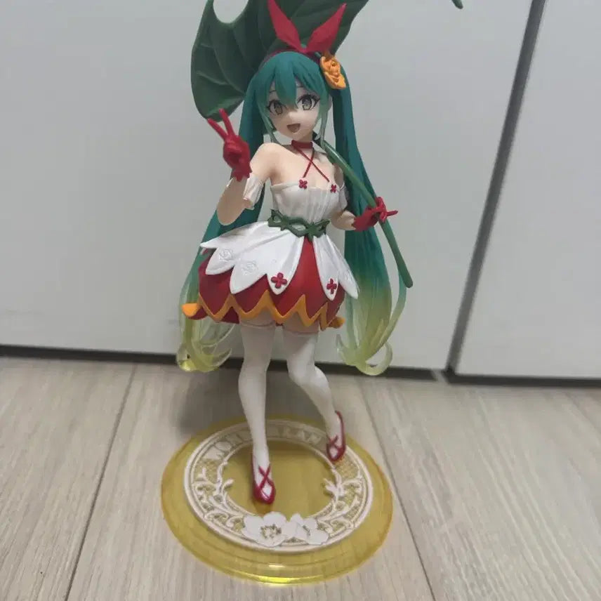 [BUNJANG] Hatsune Miku Thumbelina Figure / 하츠네미쿠 엄지공주 피규어