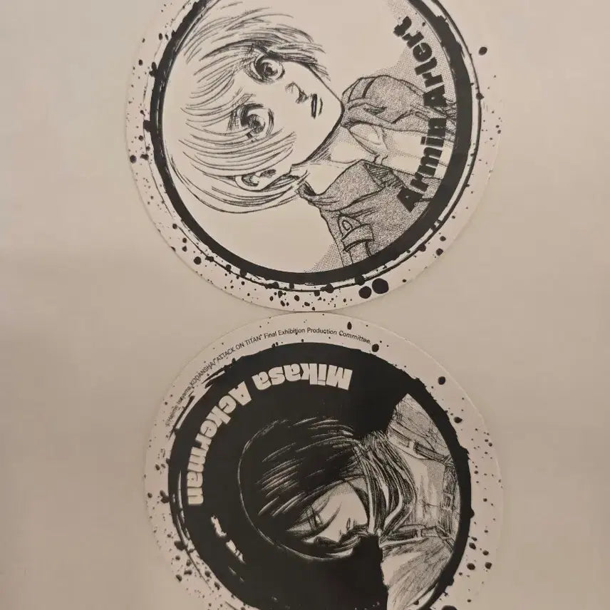 [BUNJANG] Attack on Titan Armin &amp; Mikasa Cup Holder Set / 진격의 거인 아르민 미카사 컵홀더