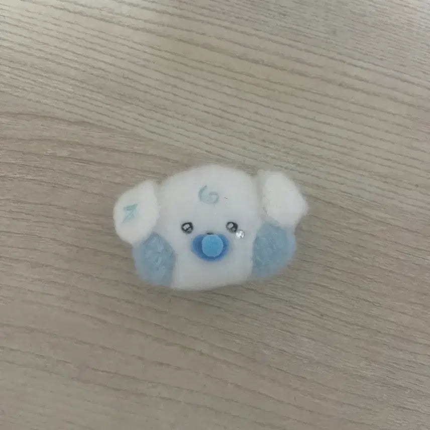 [BUNJANG] Baby Gyu Nini Badge / 베이비 규니니 뱃지