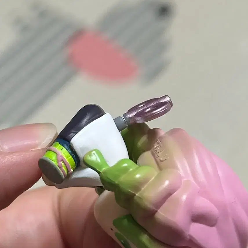 [BUNJANG] Demon Slayer Mitsuri Pedatto Gacha Figure / 귀멸의 칼날 미츠리 페탓토 가챠 피규어