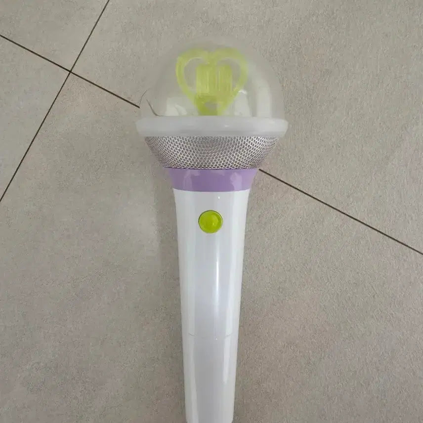 [BUNJANG] IU Official Light Stick Ver. 3 / 아이유 응원봉 ver 3