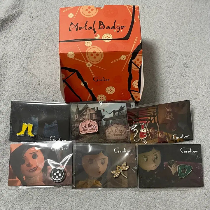[BUNJANG] Coraline Metal Badge Set Bundle Official Tumblbug / (일괄) 코렐라인 메탈 뱃지 세트 공식 텀블벅