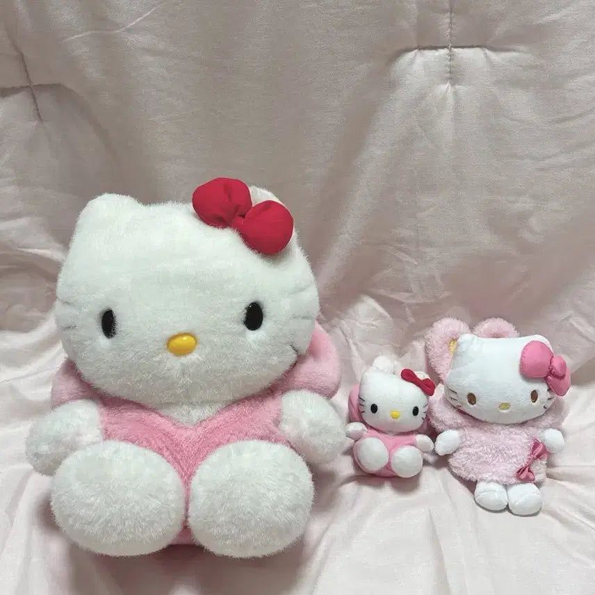 [BUNJANG] Vintage "Otbukki" "Rabbit Kitty" Bundle Set / 고전 옷벗키 토끼키티 일괄