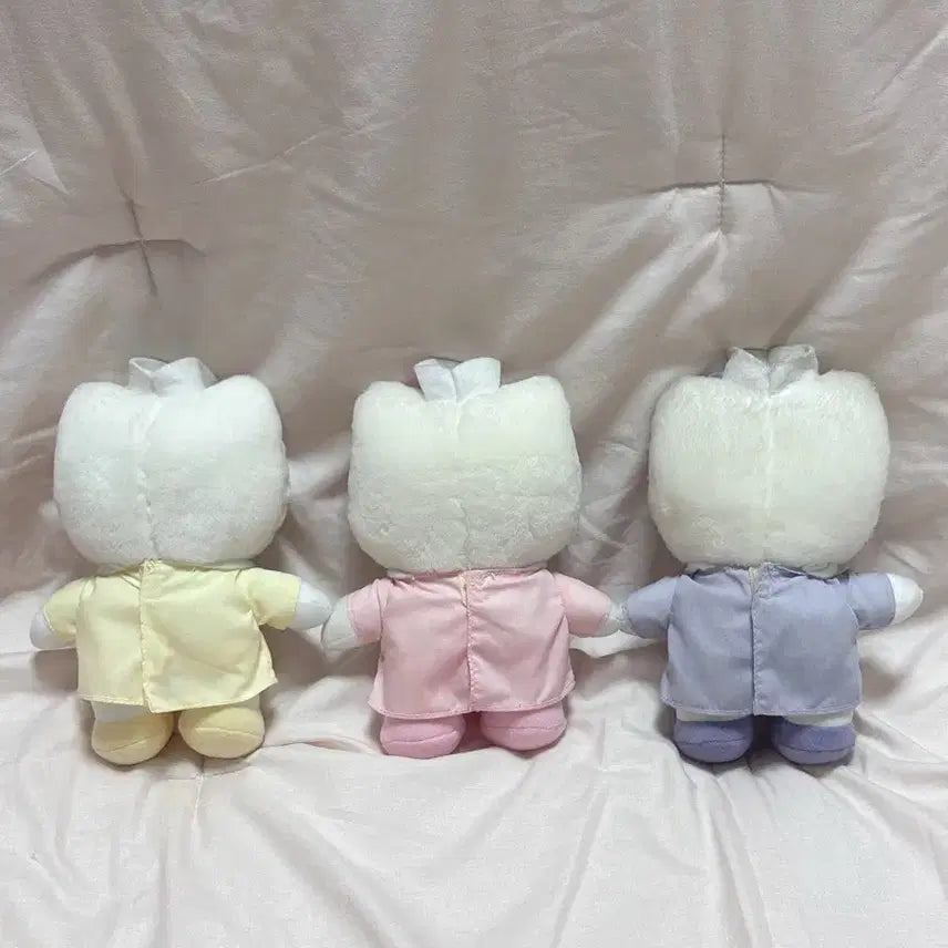 [BUNJANG] Vintage Nurse Kitty Plush Bundle / 고전 간호사 키티 인형 일괄
