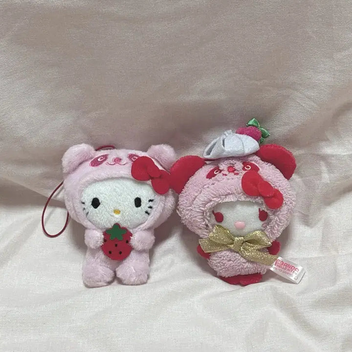 [BUNJANG] Vintage Hello Kitty Mini Kitty Panda Kitty Ddong Kitty Bundle / 고전 헬로키티 미니키티 판다키티 똥키티 + 덤