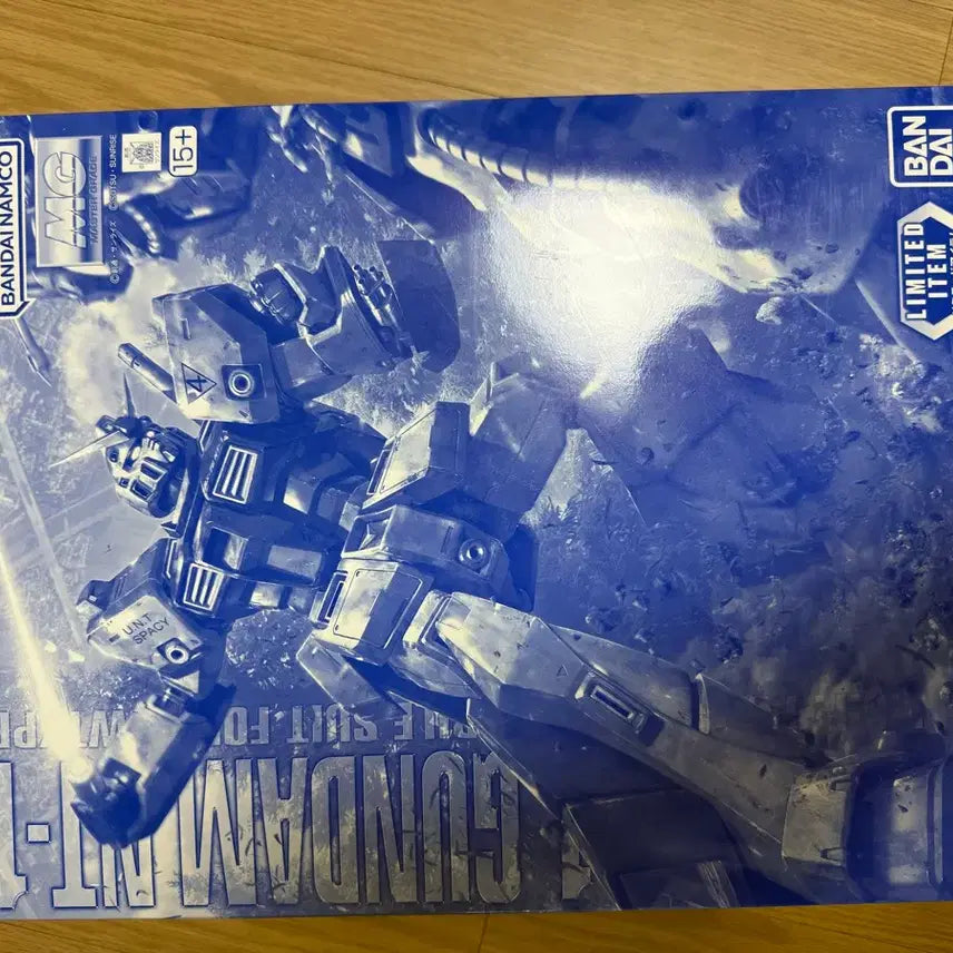 [BUNJANG] Bandai MG Gundam NT-1 Alex Clear Version Model Kit / 반다이 mg 건담 nt-1 알렉스 클리어 팝니다