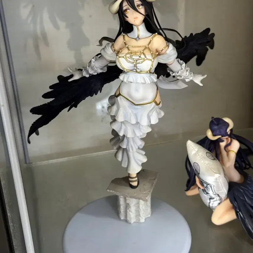 [BUNJANG] Good Smile Company Albedo Figure / 굿스마일 컴퍼니 알베도 피규어 팝니다.