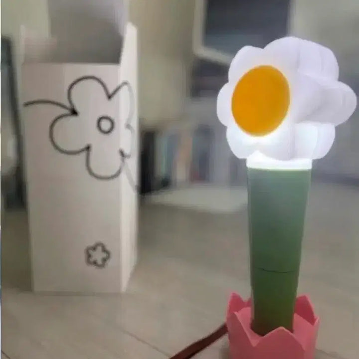 [BUNJANG] LOONA Chuu Official Lightstick (Kkukabong) &amp; Season&
