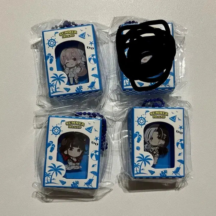 [BUNJANG] NİKE The Hyundai Pop-Up Toy Box Acrylic Keyring Bundle (Viper, Sakura, Rosanna) / 니케 더현대 팝업 토이박스 아크릴 키링 일괄 바이퍼 사쿠라 로산나