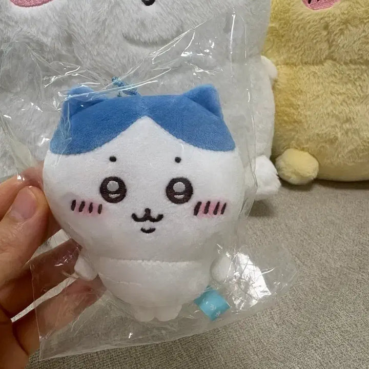 [BUNJANG] Chiikawa Hachware Mochi Mini Petit Mascot / 미개봉) 치이카와 먼작귀 모찌 미니 쁘띠 마스코트 하치와레 판매합니다!