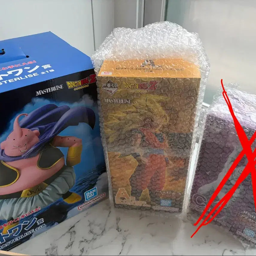 [BUNJANG] Dragon Ball Super Saiyan 3 A Prize &amp; Majin Buu Last One Prize Figures (Sealed) / 미개봉 드래곤볼 초사이언3 A상+마인부우 라스트원상
