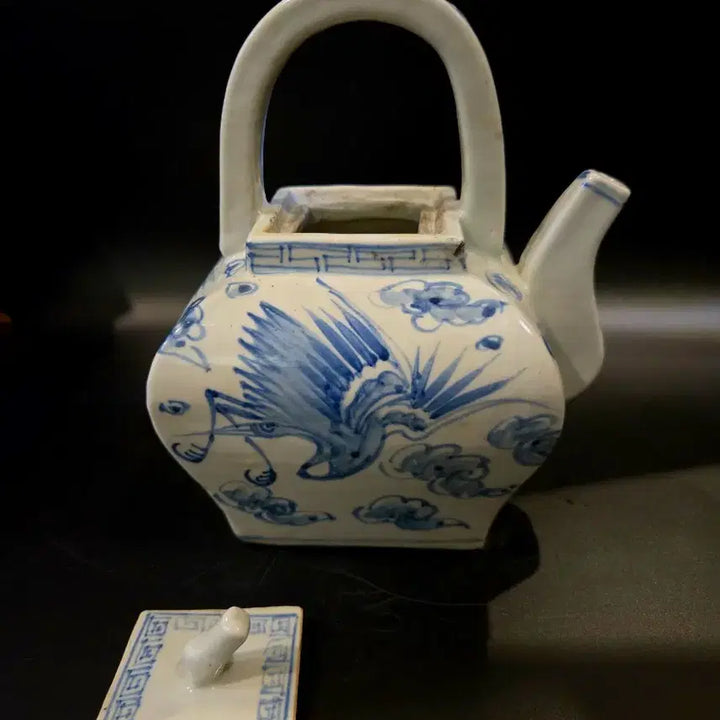 [BUNJANG] Joseon Dynasty White Porcelain Celadon Underglaze Cloud Crane Motif Square Ewer / 백자 청화 운학문 사각 주자