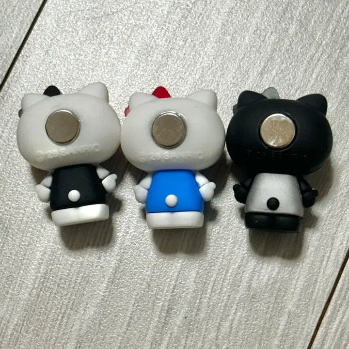 [BUNJANG] Yozyum Greek Yogurt x Hello Kitty Magnet Set / 요즘그릭요거트X헬로키티 마그넷