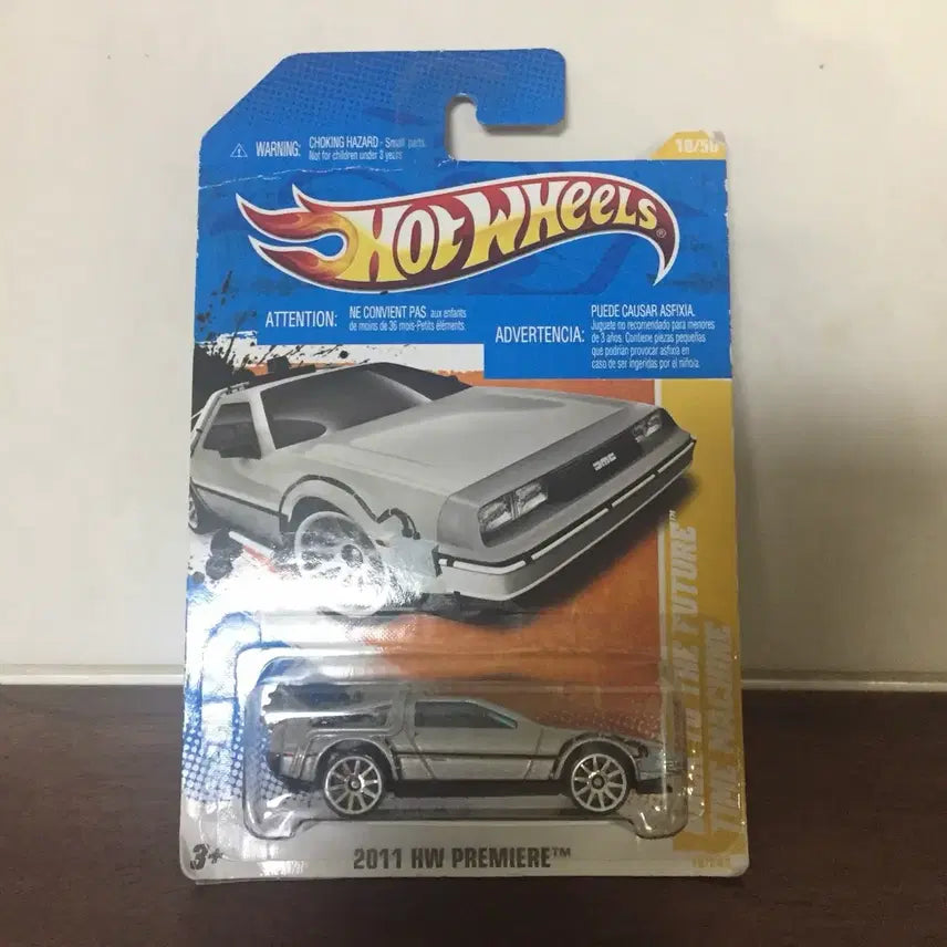[BUNJANG] Hot Wheels 2011 Back to the Future DeLorean Time Machine 1:64 Scale Diecast Car / 2011 핫휠 1:64 백투더퓨처 타임머신 드로리안  Size 1:64, go(d)m