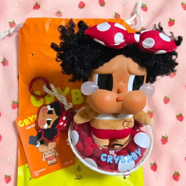 [BUNJANG] Pop Mart Crybaby Vacation Diary Series Summer Aesthetic Doll + Tube Set / [일괄] 팝마트 크라이베이비 휴가일기 시리즈 여름감성 인형 + 튜브