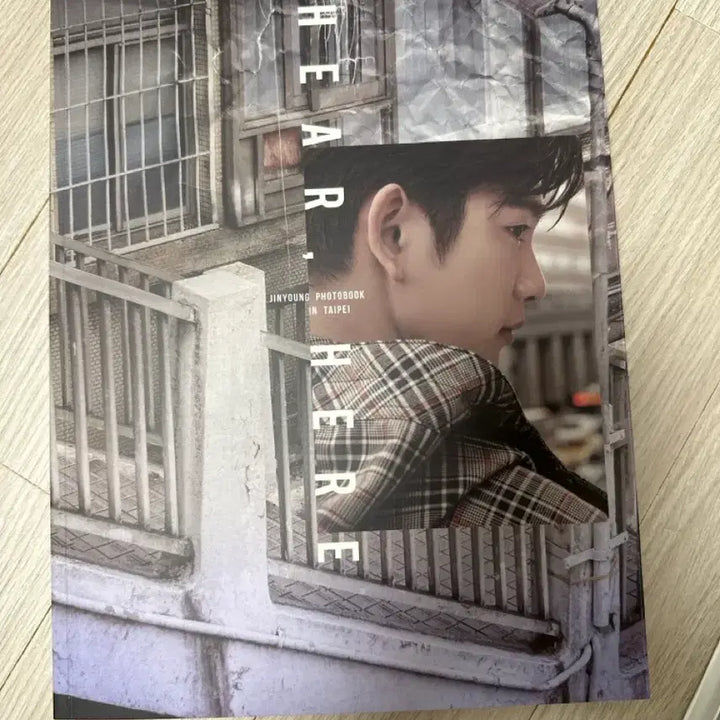 [BUNJANG] GOT7 Jinyoung Here Here Photobook (Excluding Photocard) / 갓세븐 진영 히어히어 포토북 판매 (포카 제외)