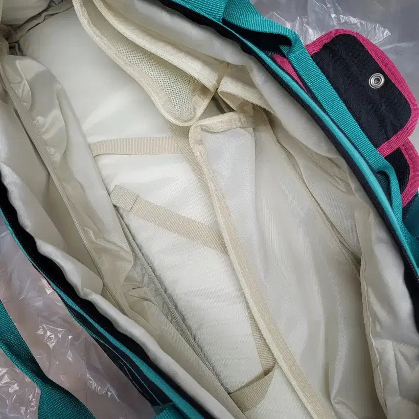 [BUNJANG] Dollfie Dream Hatsune Miku Carrying Bag (First Edition) / 돌피드림 DD 하츠네 미쿠 이동가방(초판)