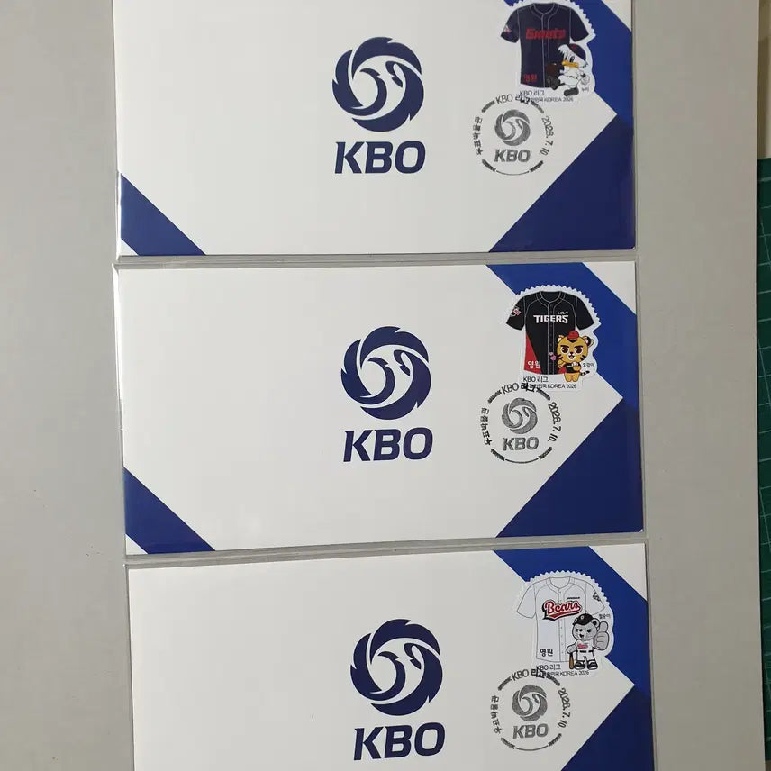 [BUNJANG] KBO League Stamp Museum First Day Cover &amp; Maximum Card / KBO 리그 우표 박물관 초일봉투 / 맥시멈카드 (프로야구팀 캐릭터 스티커 우표)