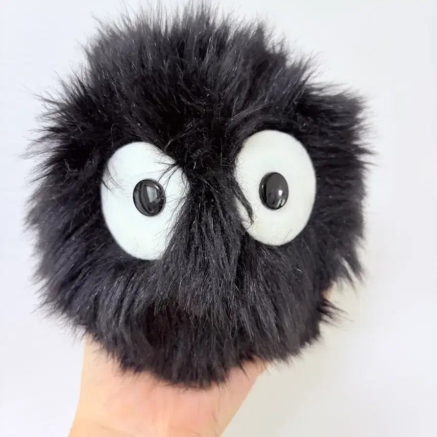 [BUNJANG] Studio Ghibli My Neighbor Totoro Kurosuke Dust Bunny Plush Toy / 지브리 토토로 먼지 쿠로스케 인형 (센과치히로 행방불명)