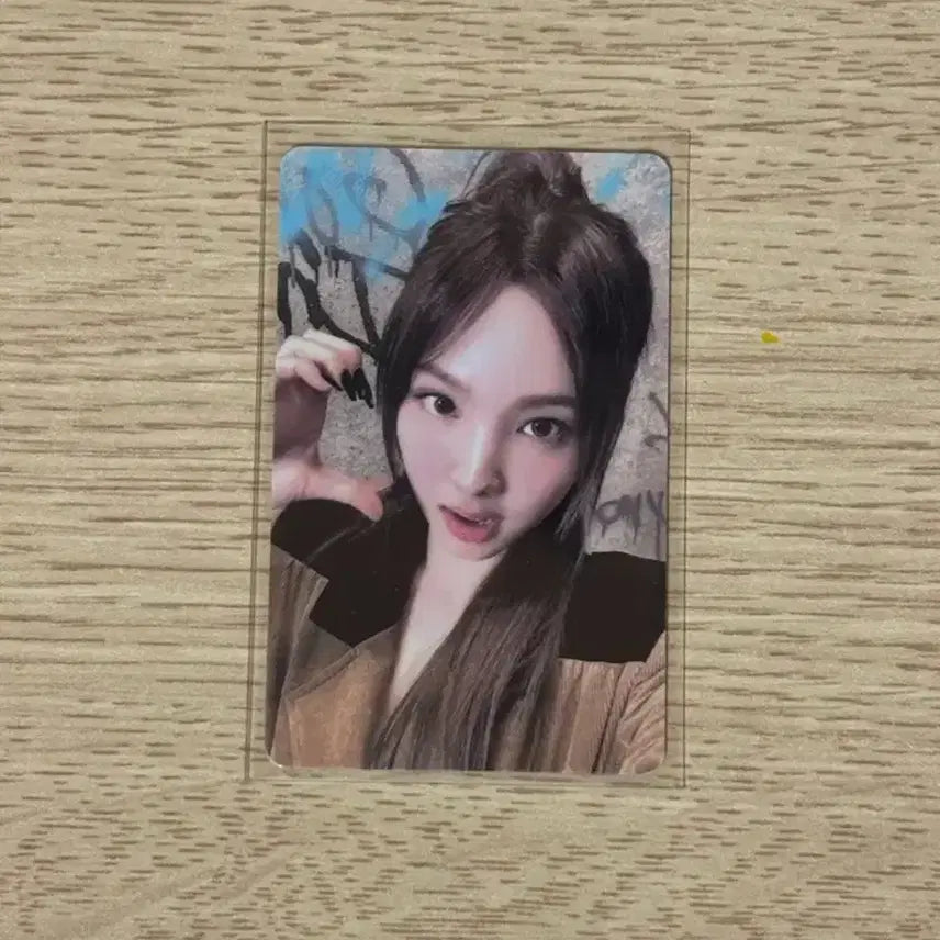 [BUNJANG] TWICE Nayeon Set Me Free Lucky Draw Photocard / 트와이스 나연 셋미프리 럭드 포카 위드뮤