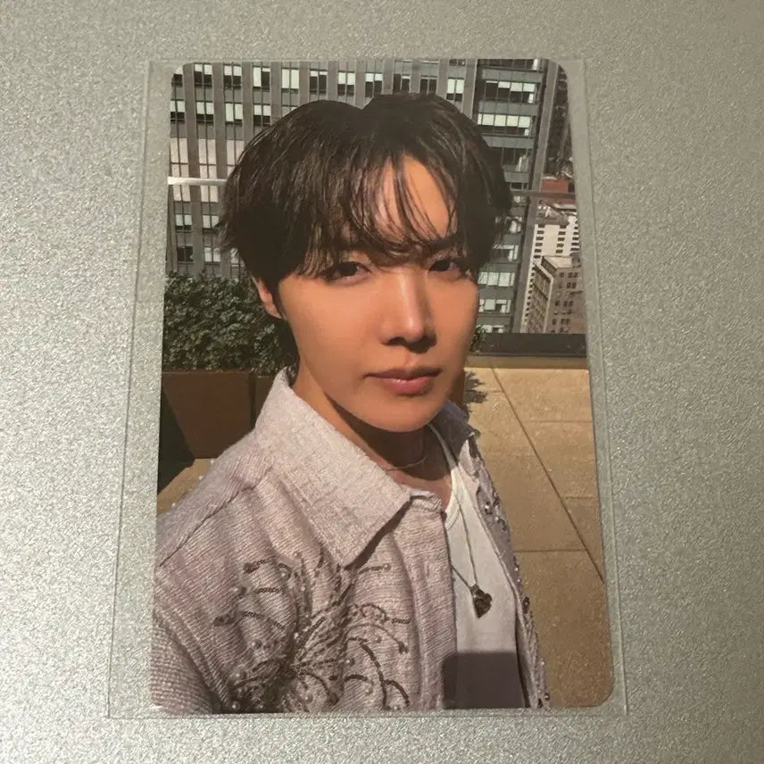 [BUNJANG] BTS J-Hope Arirang Europe Lucky Draw Photocard (Sealed) / (미개봉) 방탄소년단 BTS 아리랑 유럽 럭드 포카 제이홉 호석