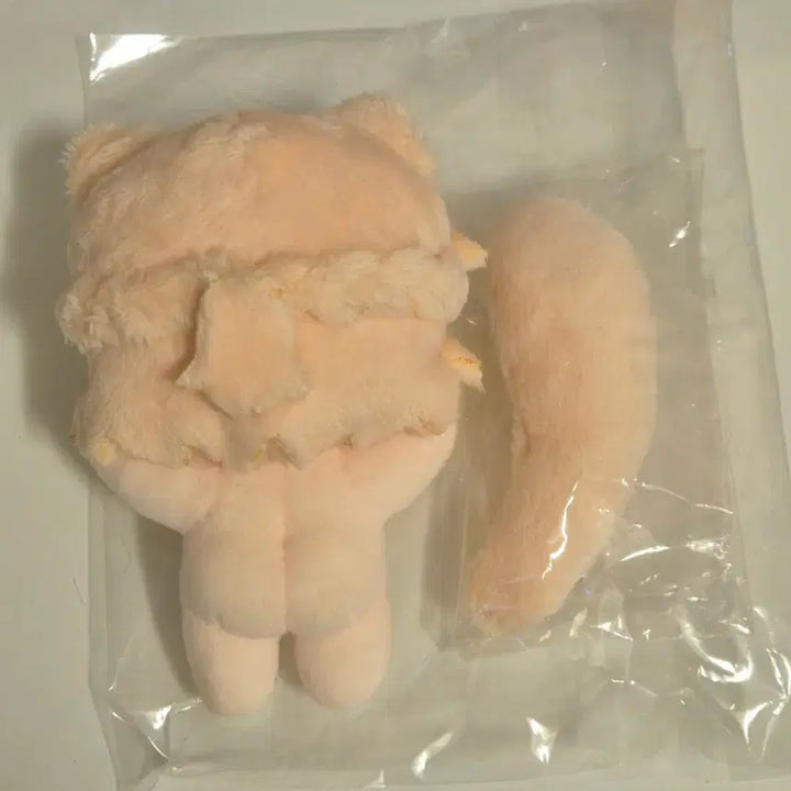 [BUNJANG] Genshin Impact Albedo 10cm Plush Doll / 원신 알베도 10cm 솜인형 족젭베도 비공굿 인형 누이