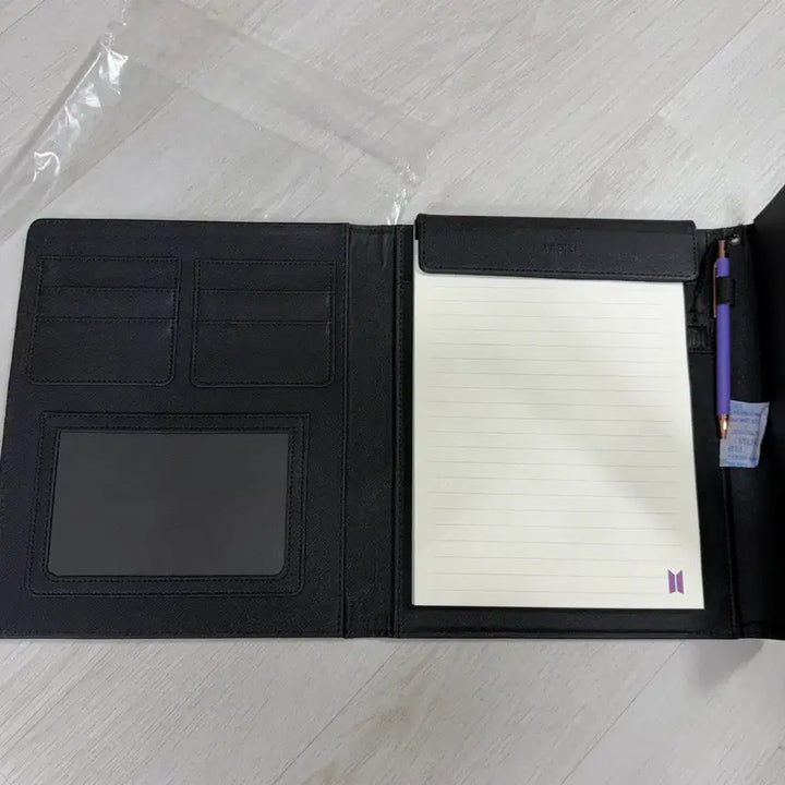 [BUNJANG] BTS Suga Black Notebook &amp; Cover Set / 방탄소년단(BTS) 슈가 블랙노트&amp;커버 세트