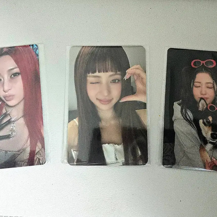 [BUNJANG] LE SSERAFIM Huh Yunjin Photocard Album POB / 르세라핌 허윤진 포카 앨범 특전 디비디 피어나존