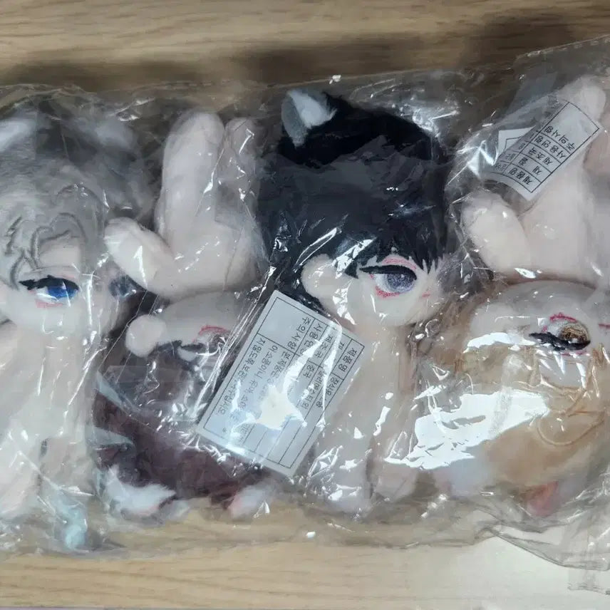 [BUNJANG] Loveisyou Vtic Cheongryeo ChaeYul Joodan ShinO Bundle Set / 데못죽 러브스유 브이틱 일괄 양도 청려 채율 주단 신오 솜인형