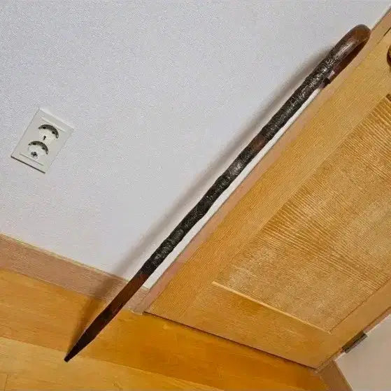[BUNJANG] Antique German Walking Stick with Souvenir Plaques / 독일앤틱지팡이, 골동품