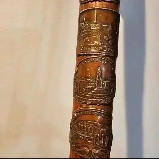 [BUNJANG] Antique German Walking Stick with Souvenir Plaques / 독일앤틱지팡이, 골동품