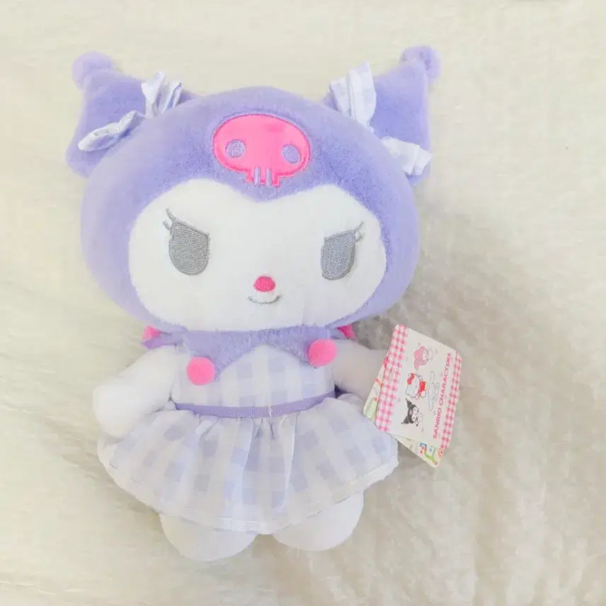 [BUNJANG] Kuromi Medium Plush Doll / 쿠로미 연보라 인형 미디움 사이즈
