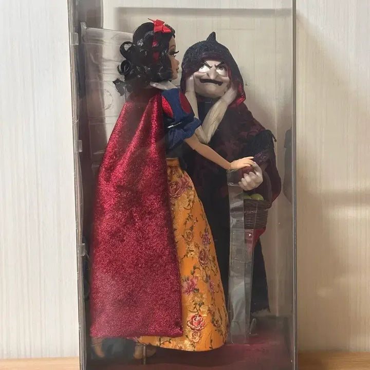 [BUNJANG] Disney Snow White Limited Edition Doll / 디즈니 백설공주 리밋돌 한정판 인형