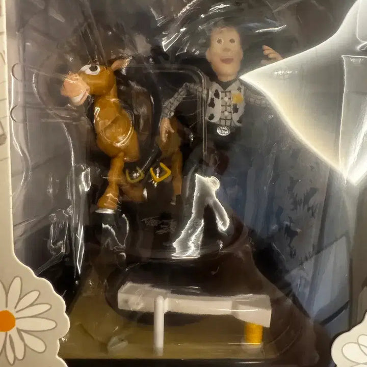 [BUNJANG] Toy Story x Peaceminusone Diorama Player Hidden Item / (현물) 토이스토리 피스마이너스원 디오라마 플레이어 판매
