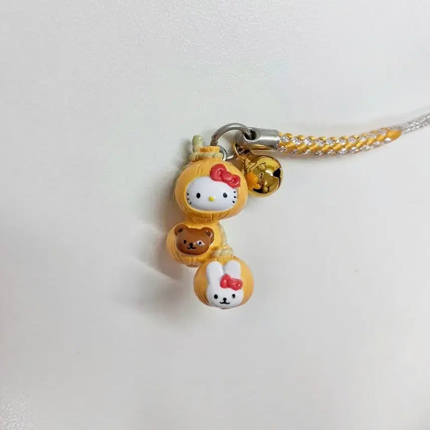 [BUNJANG] Vintage Hello Kitty Strap Charm with Bell / 고전키티스트랩