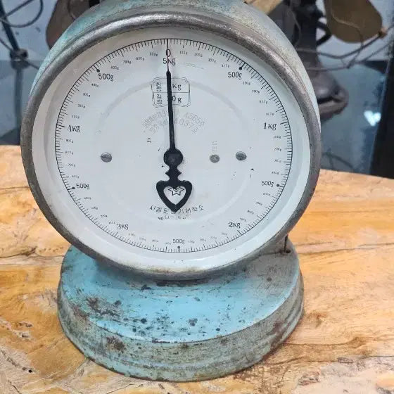 [BUNJANG] 1970s Vintage Scale / 근대사. 1970년대. 빈티지 저울. 땟무넘이뿐. 높30