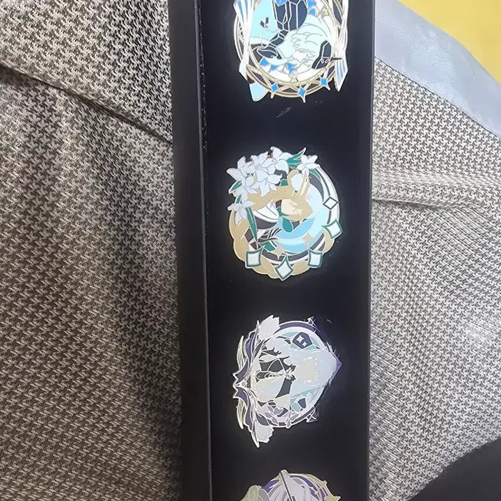[BUNJANG] Nikke 3rd Anniversary Badge Set / 니케 3주년 뱃지